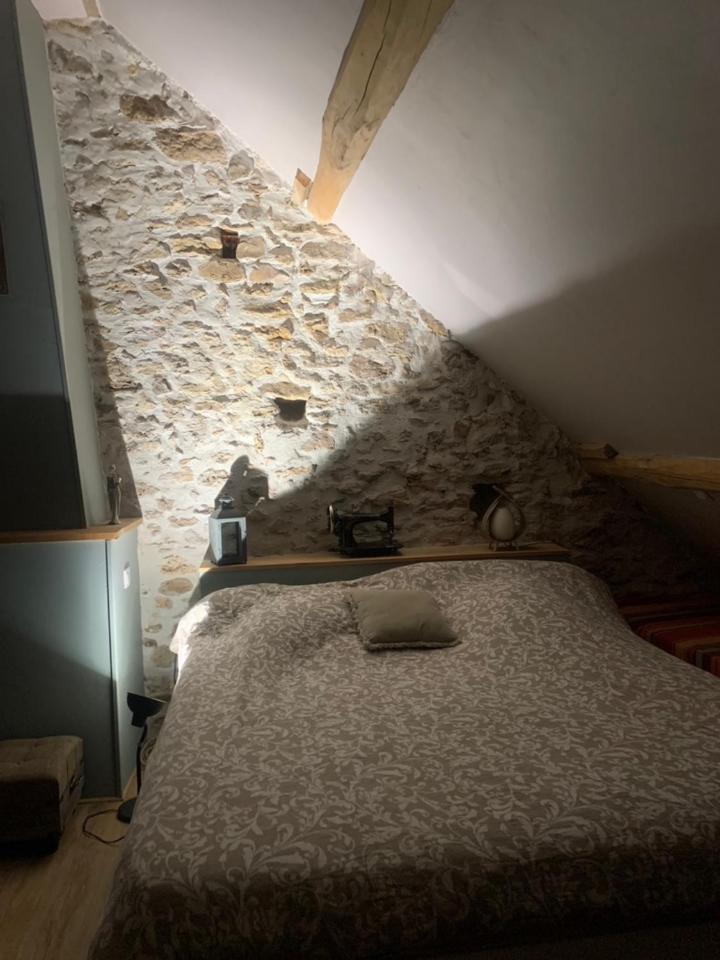 Au Joyeux Lureau Bed & Breakfast Touquin Bagian luar foto